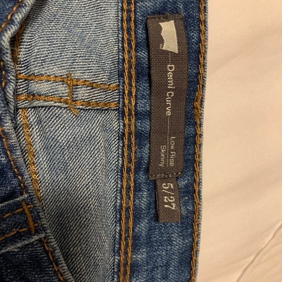 Levi’s jeans. - Picture 3 of 4